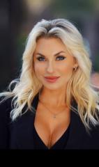 Elena Skinner