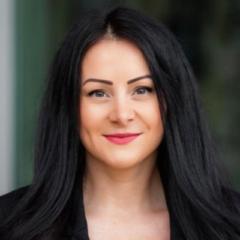 Ariane Blazek