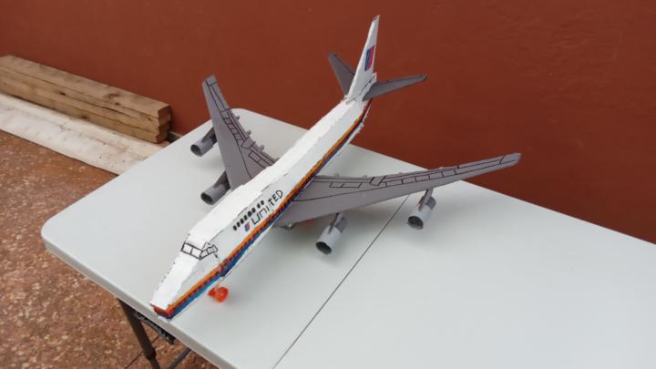 United Boeing 747-200B!