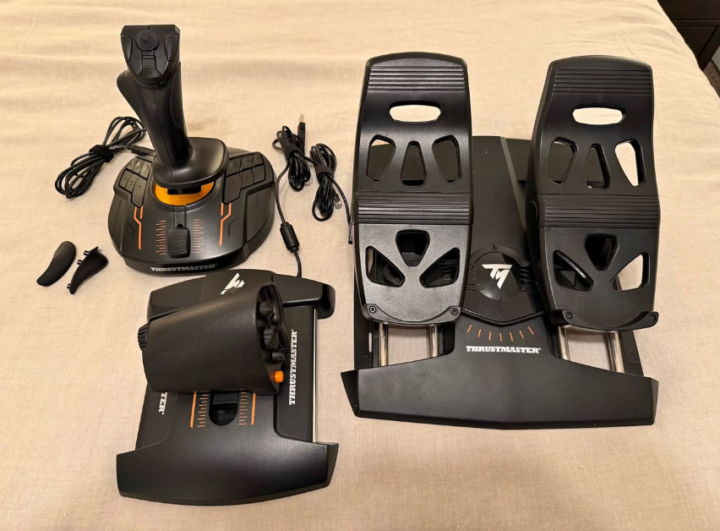 What Beginner Flight Sticks Would YOU Recommend?