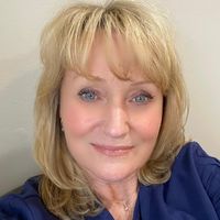 Coach Bonnie Crosley