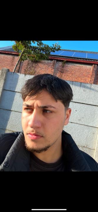 Muadh m Khan