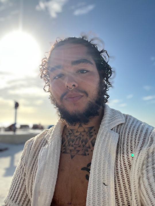Alexander Perez