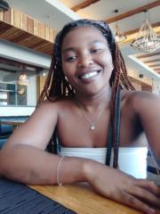 Kholiwe Hlwele