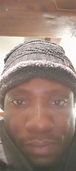 Emmanuel Aka