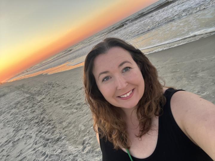 Day 1 Visibility Challenge - hello/hei hei/hola!