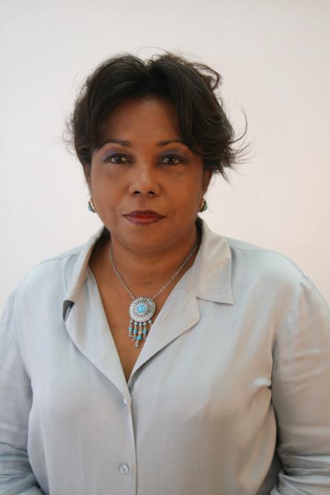 Davina Leach