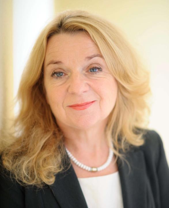 Annette Bubel