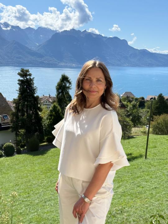 Elena Schiller