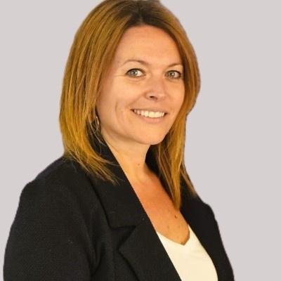 Julie Gay