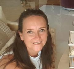 Caroline Scott