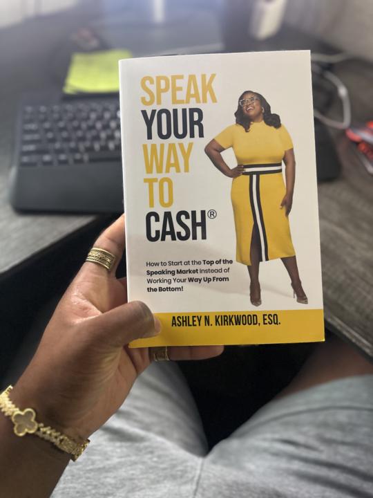 MY BOOK CAME!