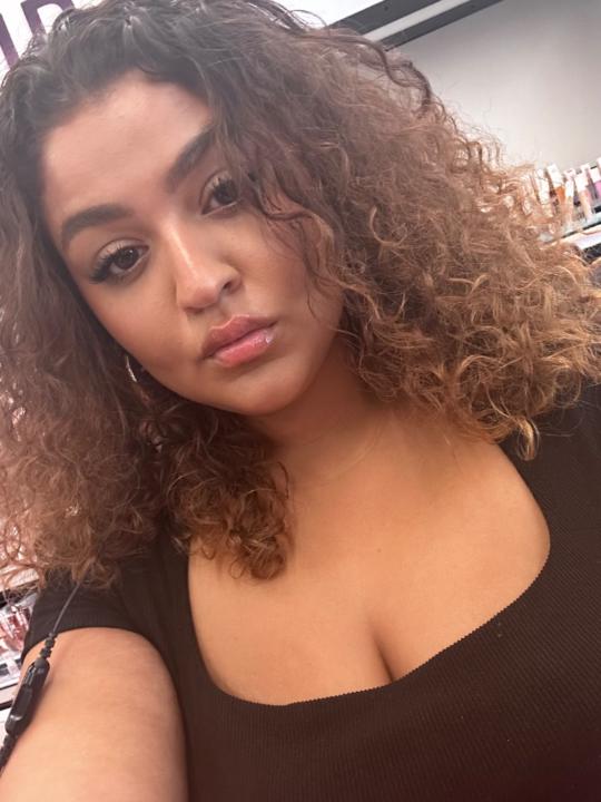 Ivanna Tomasek