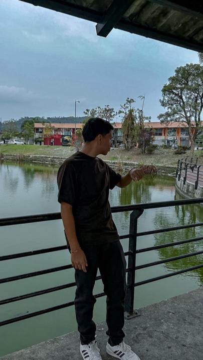 Nick Fernando Mero Maya