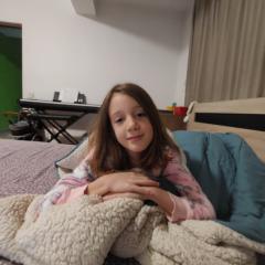 Crisan Hania