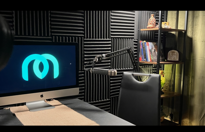 Am deschis studioul de podcast din Moșnița Nouă!