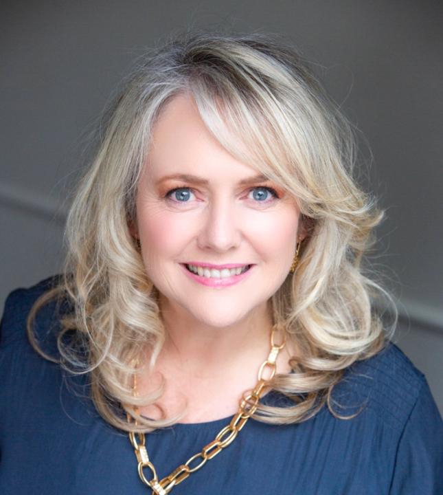 Janine Barr