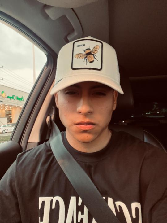 Brandon López