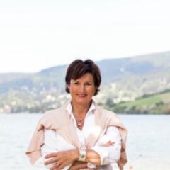Anna Holzer