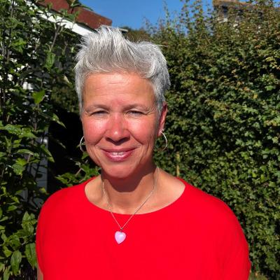 Monika Uhlenhake