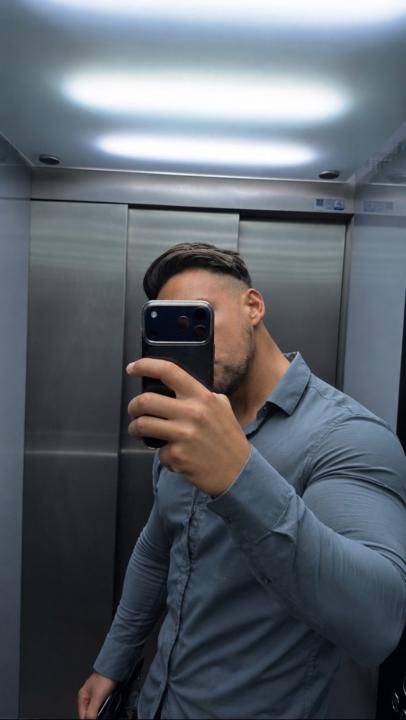Mario J