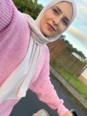 Zahraa Al-Hamadani