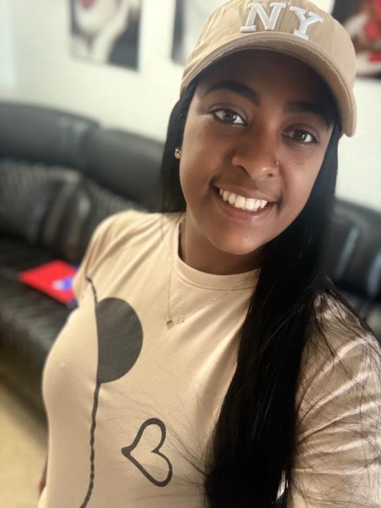 Yanelis Caballero