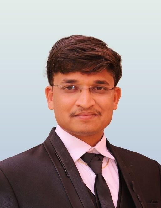 Nilesh Makvana
