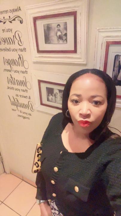 Lindiwe Ntsabo