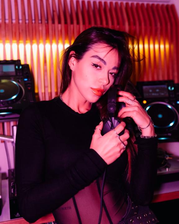 Lauren Mia