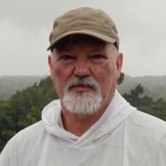 Bruce Tracy