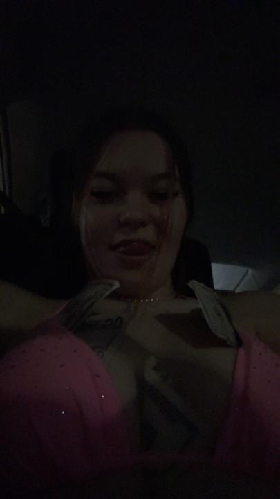 Avery Savins