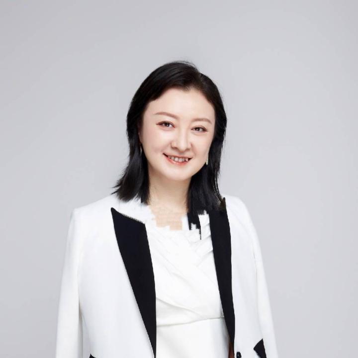 Esther小晴 ZHU朱