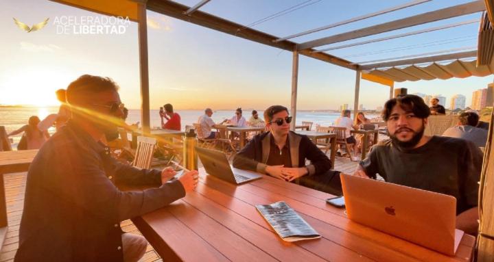 Aceleradora de Libertad™