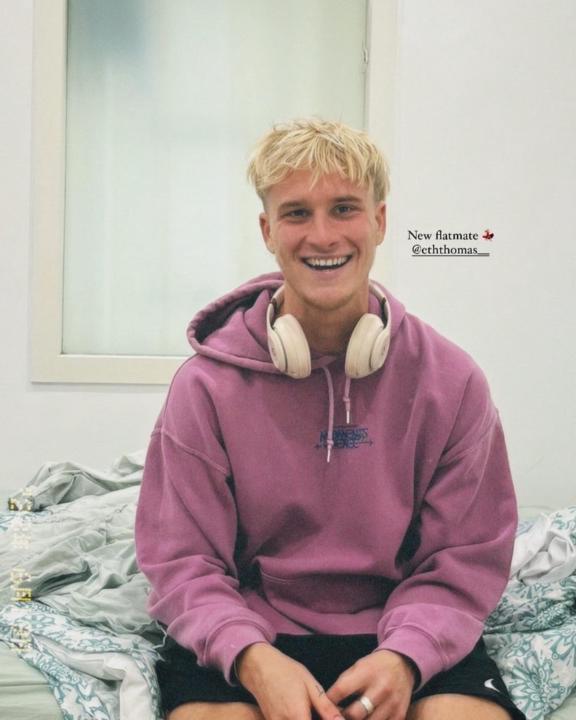 Ethan Thomas
