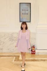 楊 艾欣