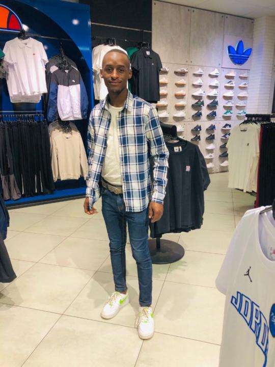 Lusanda Mnqojana