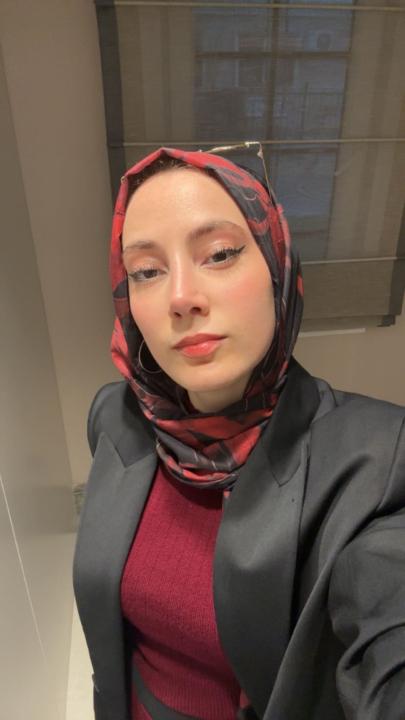 Azra Aşan