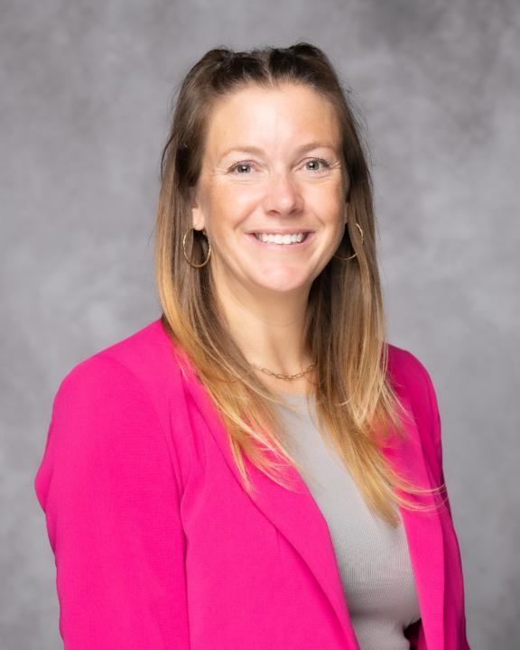 Tamara Holt