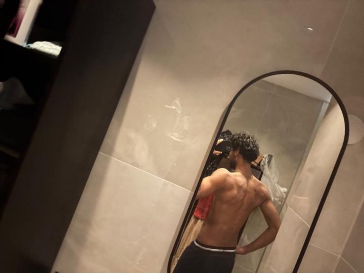 Ash Isamuu