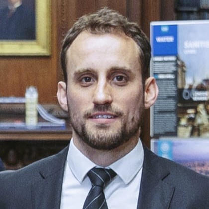 Victor Lira