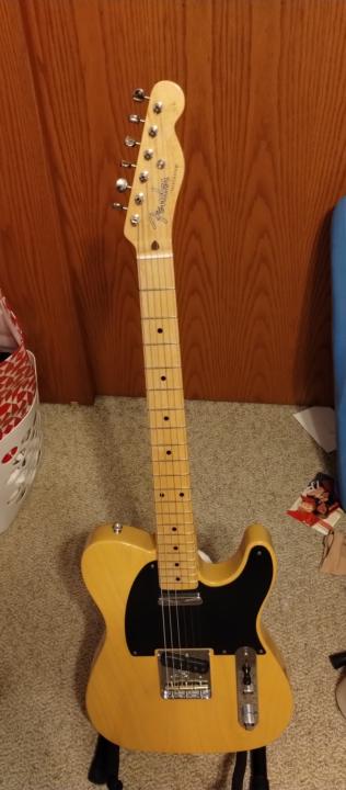 Happy New Guitar Day 