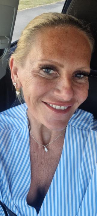 Nicola Curryer