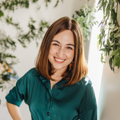 Shoshana Simones