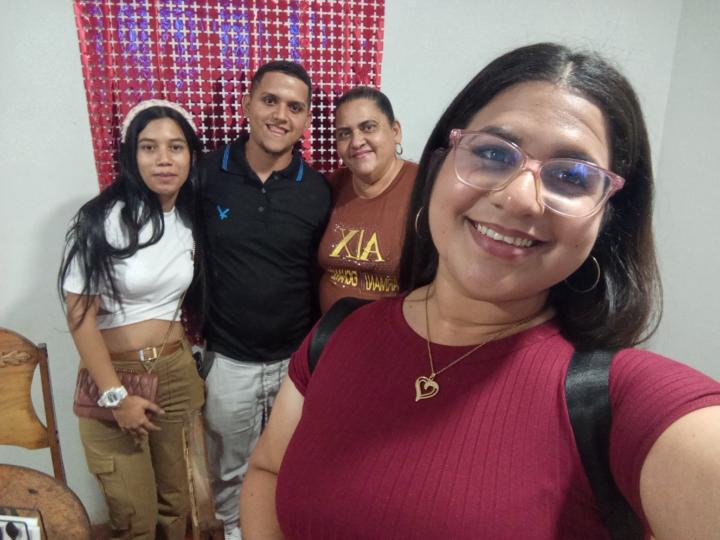 Yasmiria Más y Rubi