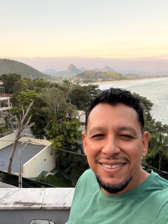 Steven Paredes
