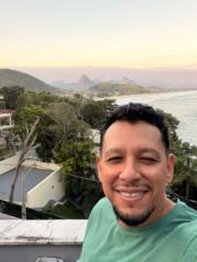 Steven Paredes