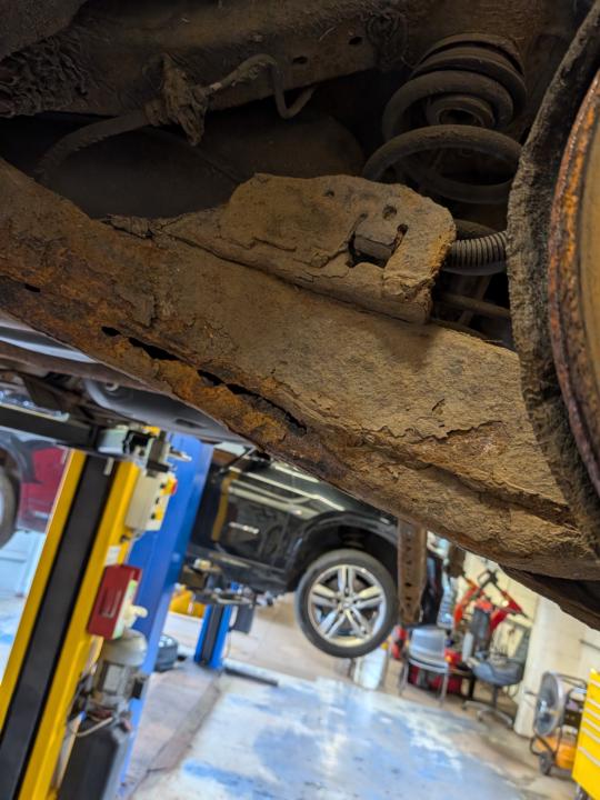 Xtrail 16 plate 