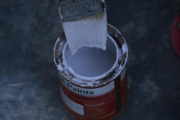 Preserving Paint in Open Cans