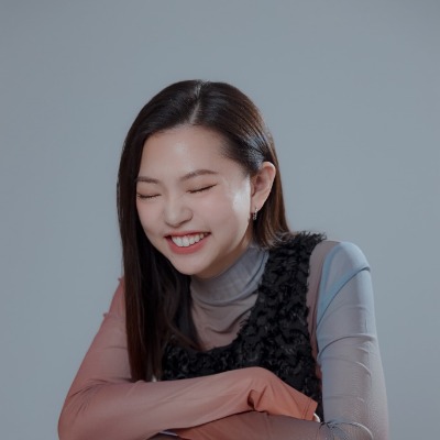 Yi Fang Tsai